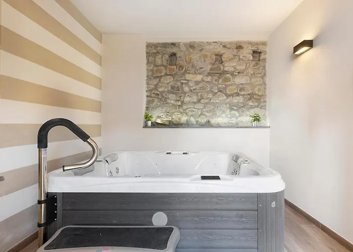 Residenza Del Capitano 莱万托